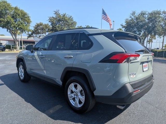 2021 Toyota RAV4 Hybrid XLE