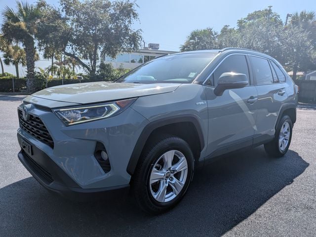 2021 Toyota RAV4 Hybrid XLE