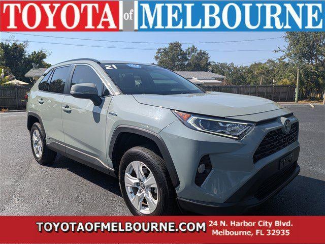 2021 Toyota RAV4 Hybrid XLE