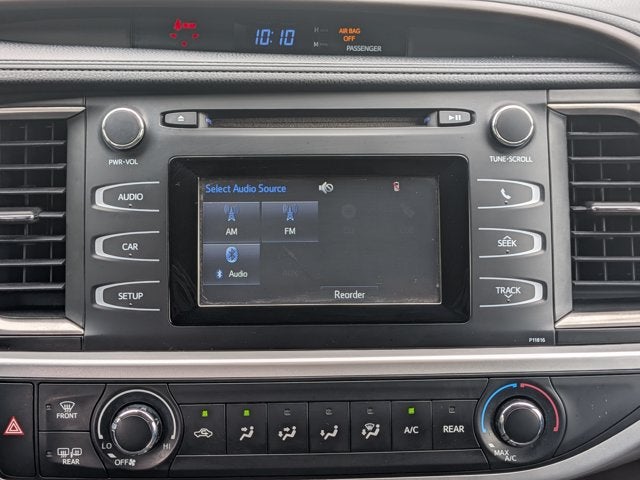 2019 Toyota Highlander LE