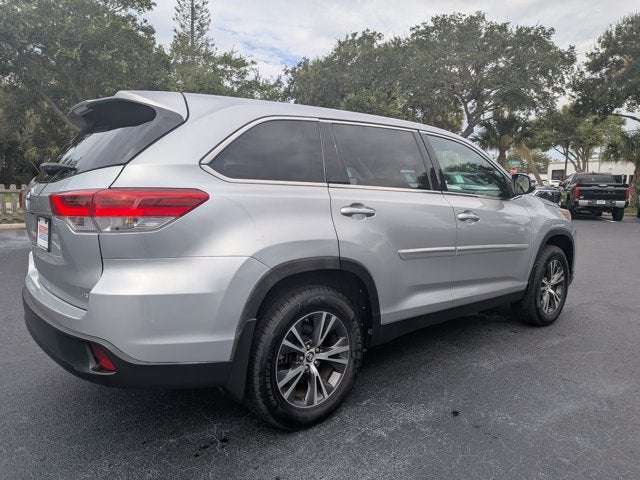 2019 Toyota Highlander LE