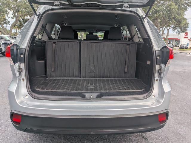 2019 Toyota Highlander LE