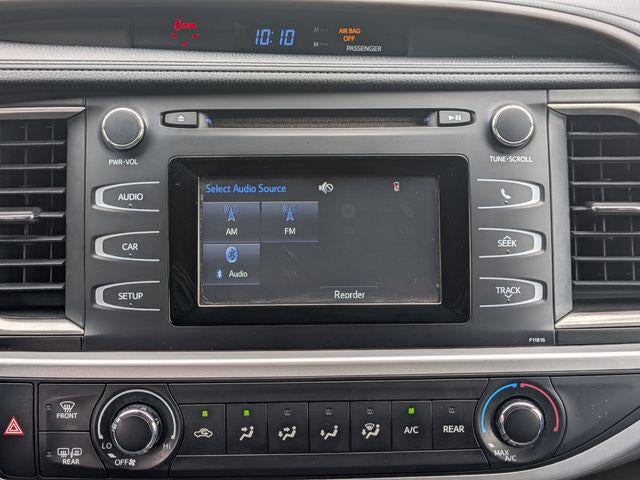 2019 Toyota Highlander LE