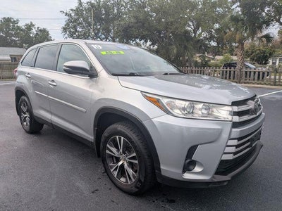 2019 Toyota Highlander LE