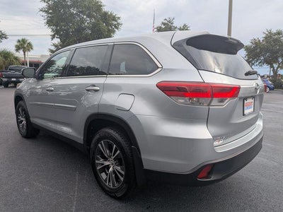 2019 Toyota Highlander LE