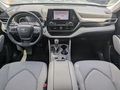 2023 Toyota Highlander LE