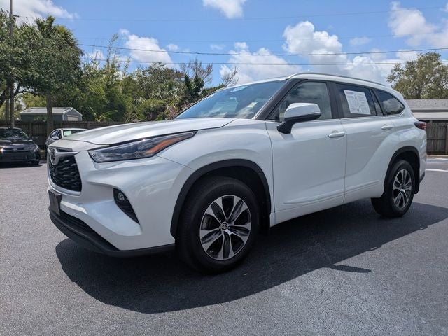 2023 Toyota Highlander XLE