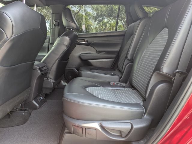 2022 Toyota Highlander XSE