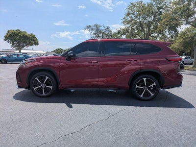 2022 Toyota Highlander XSE
