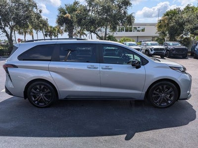 2025 Toyota Sienna XSE 7 Passenger