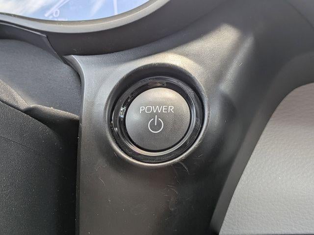 2025 Toyota Sienna XLE 8 Passenger