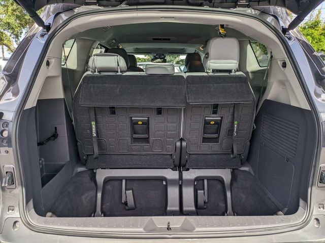 2022 Toyota Sienna XLE 8 Passenger