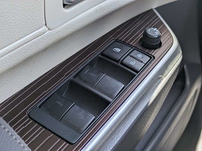 2022 Toyota Sienna XLE 8 Passenger