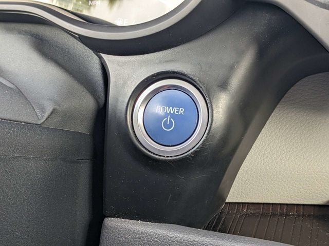 2022 Toyota Sienna XLE 8 Passenger