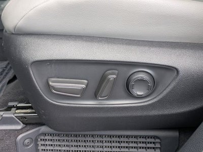 2025 Toyota Sienna XLE 8 Passenger