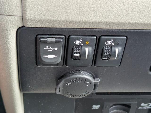 2017 Toyota Sienna XLE Premium 8 Passenger