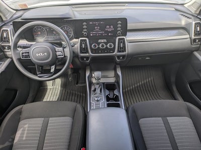 2022 Kia Sorento LX
