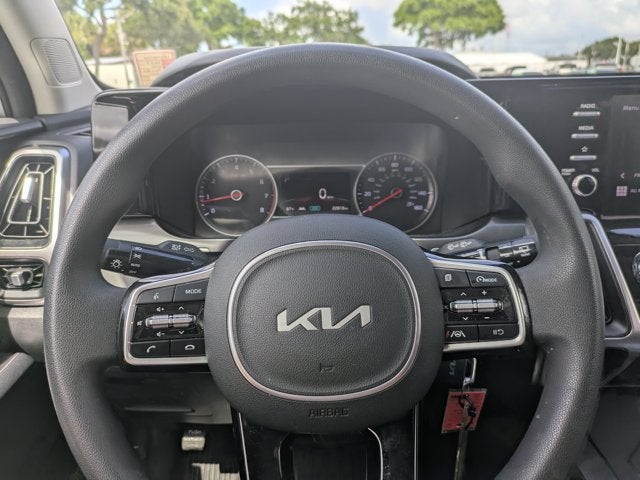 2022 Kia Sorento LX