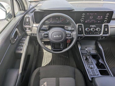 2022 Kia Sorento LX
