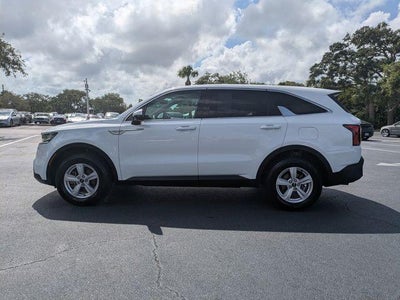 2022 Kia Sorento LX