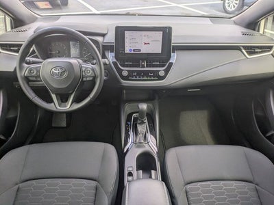 2025 Toyota Corolla Hatchback SE