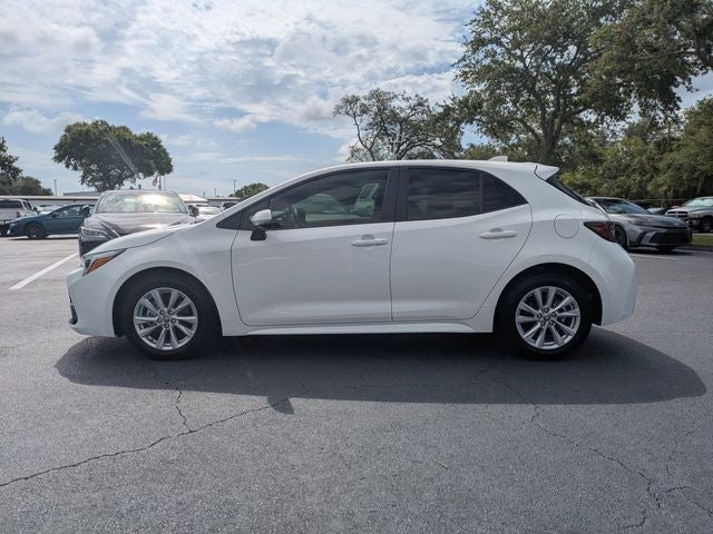 2025 Toyota Corolla Hatchback SE