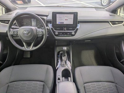 2025 Toyota Corolla Hatchback SE