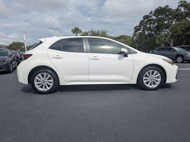2025 Toyota Corolla Hatchback SE