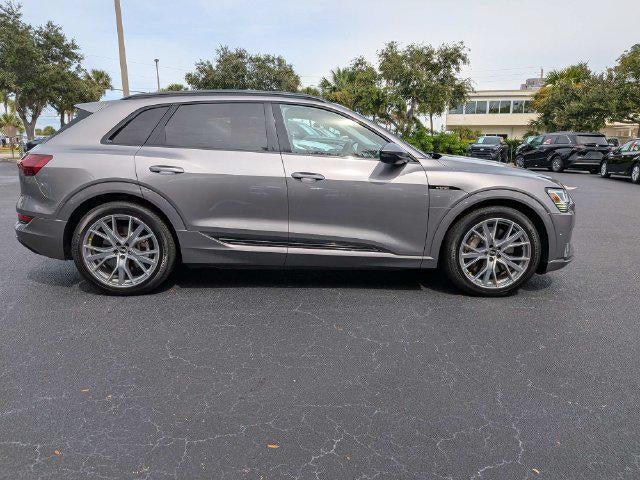 2021 Audi e-tron Prestige quattro