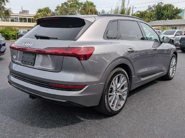 2021 Audi e-tron Prestige quattro