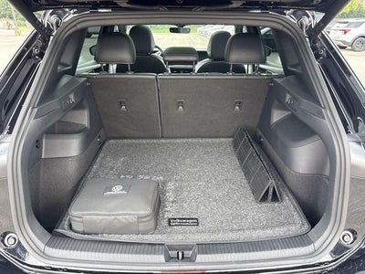2025 Volkswagen Tiguan 2.0T SE R-Line Black