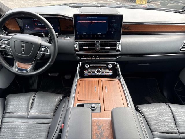 2024 Lincoln Navigator L Black Label