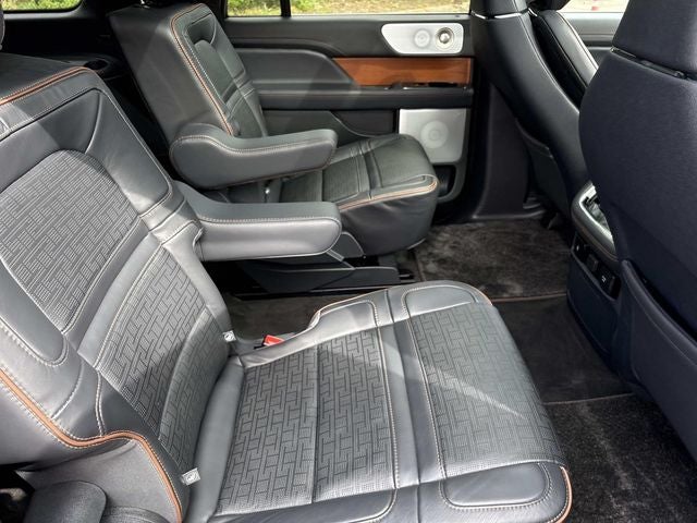 2024 Lincoln Navigator L Black Label