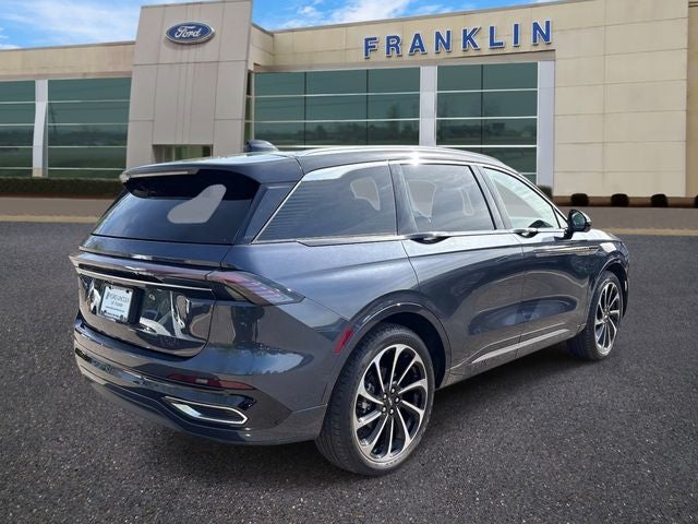 2024 Lincoln Nautilus Black Label