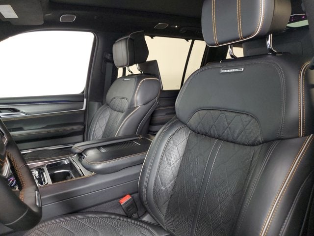 2023 Jeep Grand Wagoneer Series III