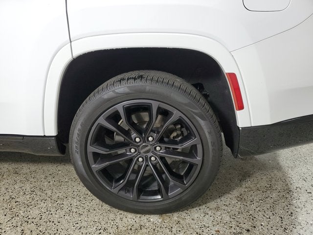 2023 Jeep Grand Wagoneer Series III