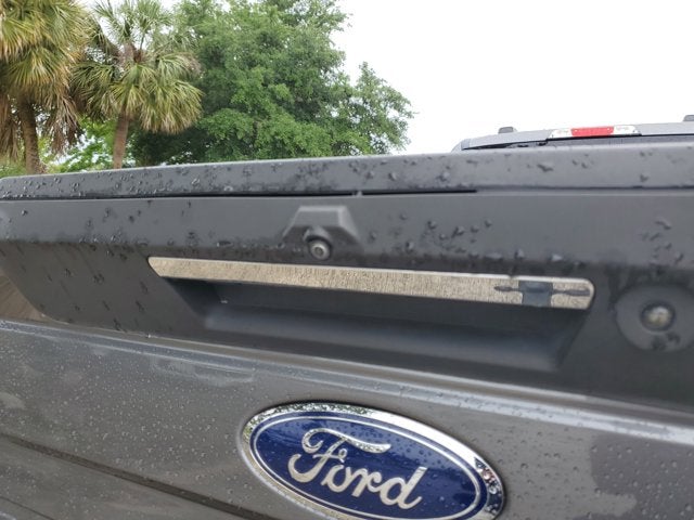 2022 Ford Super Duty F-350 DRW Lariat