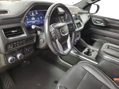 2022 GMC Yukon XL SLT