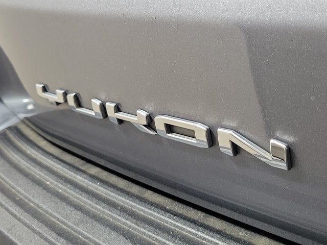 2022 GMC Yukon XL SLT