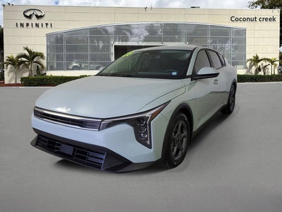 2025 Kia K4 LXS