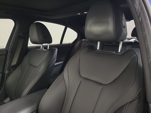 2024 BMW 3 Series 330i