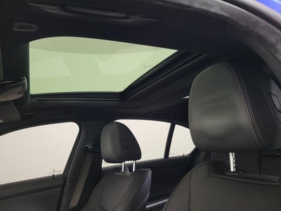 2024 BMW 3 Series 330i