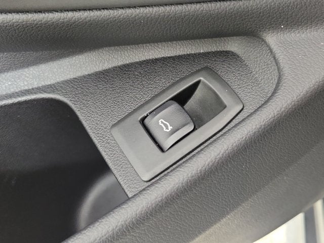 2023 BMW 3 Series 330i