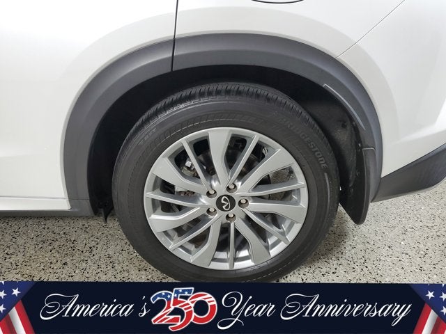 2023 INFINITI QX50 LUXE