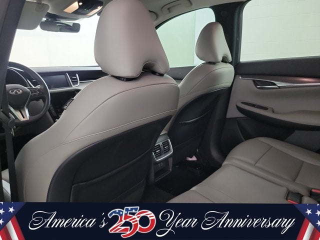 2023 INFINITI QX50 LUXE