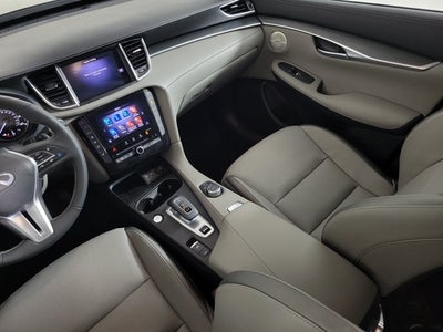 2025 INFINITI QX50 LUXE