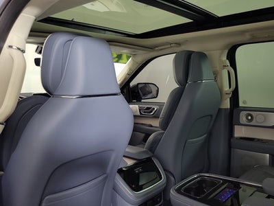 2023 Lincoln Navigator L Black Label