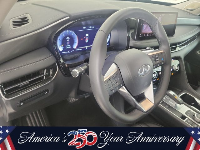 2025 INFINITI QX60 LUXE