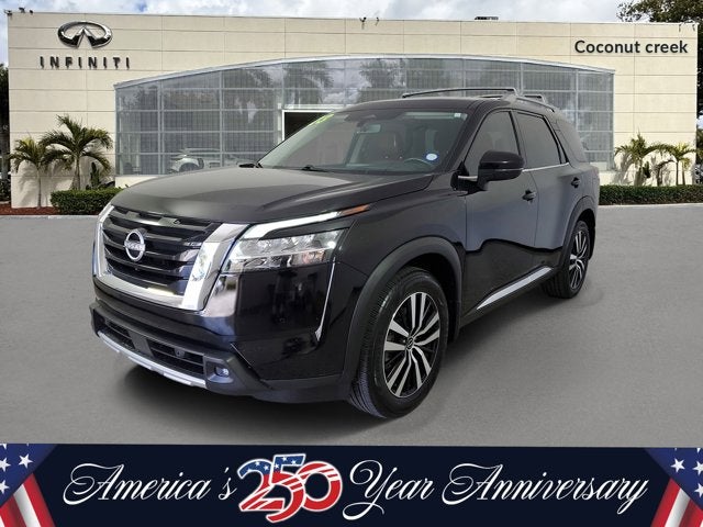 2023 Nissan Pathfinder Platinum