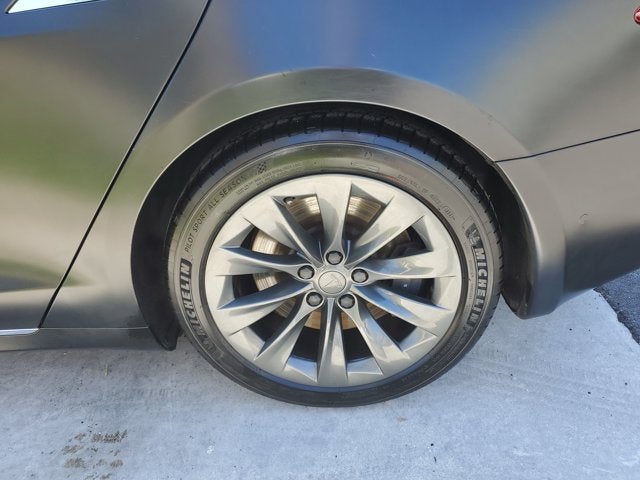 2020 Tesla Model S Long Range